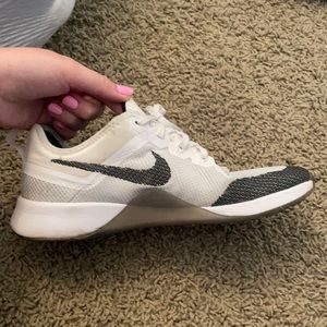 Nike zoom dynamic